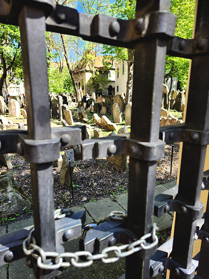 Prague: Jewish Cemetery